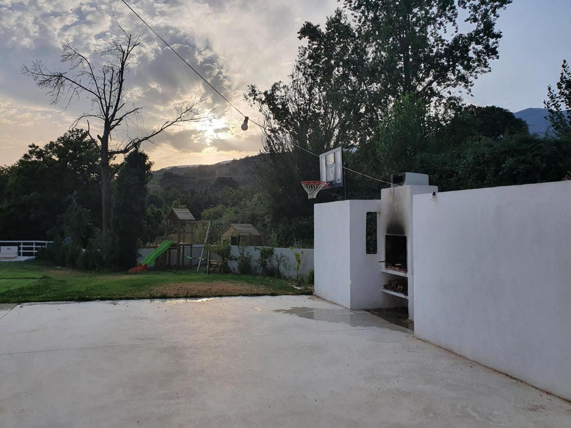 Villa De Lujo En Jarandilla ハランディージャ・デ・ラ・ベラ エクステリア 写真